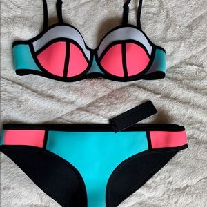 TRIANGL SWIMSUIT☀️